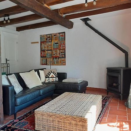 Gite "La Petite" Saint-Benoit-du-Sault Extérieur photo