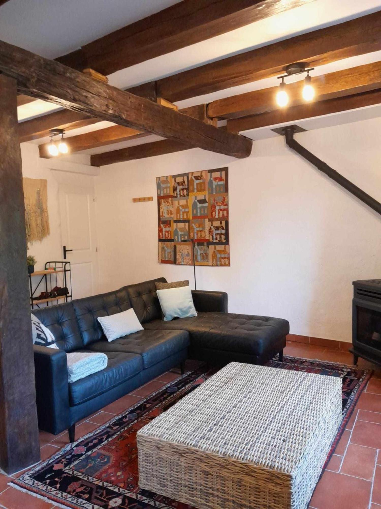 Gite "La Petite" Saint-Benoit-du-Sault Extérieur photo